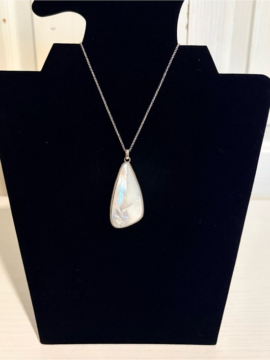 Jewelry - Silver Pendant Necklace with Iridescent White Stone